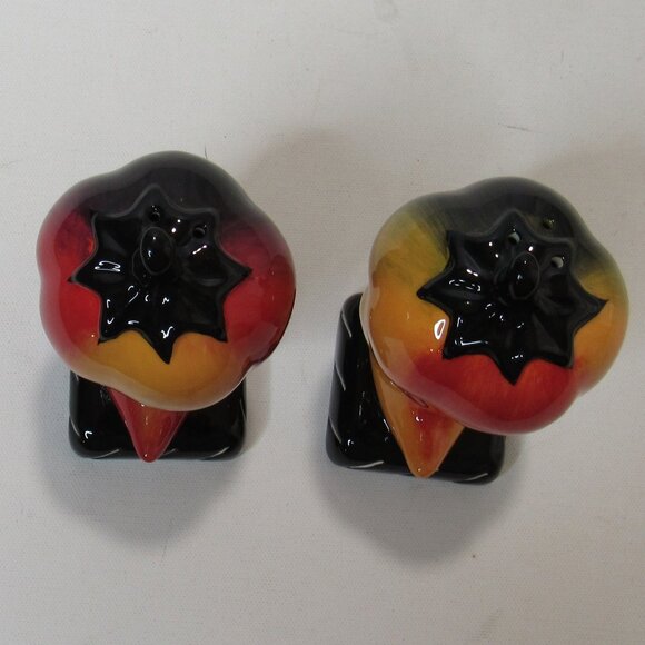 Cayenne Chile Salt And Pepper Set - 2003 Clay Art - Ceramic Red Orange Yellow - Picture 2 of 7